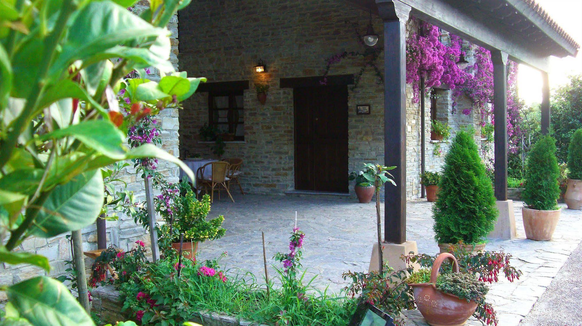 Hotel Rural Casona De Cefontes Ngoại thất bức ảnh